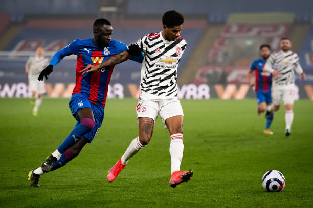 不但对球队 不但对球队