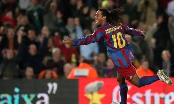 梅伦多：场内外和武磊都有化学反应期待他归队，已看过上海德比.